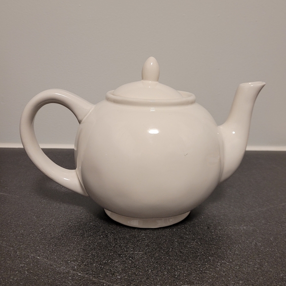 Rae Dunn Teapot - Picture 3 of 4